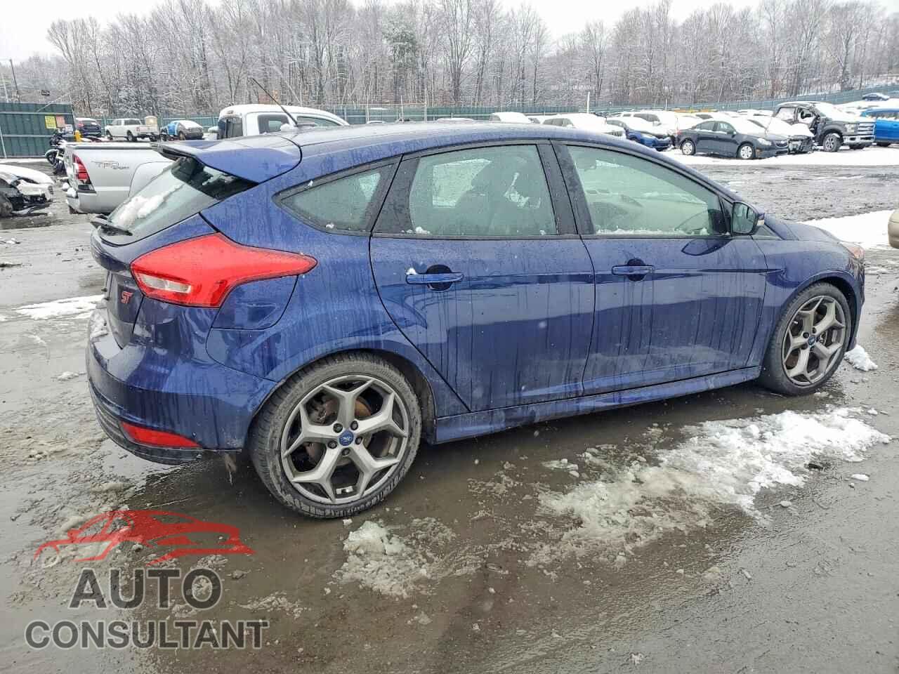 FORD FOCUS 2017 - 1FADP3L95HL335604