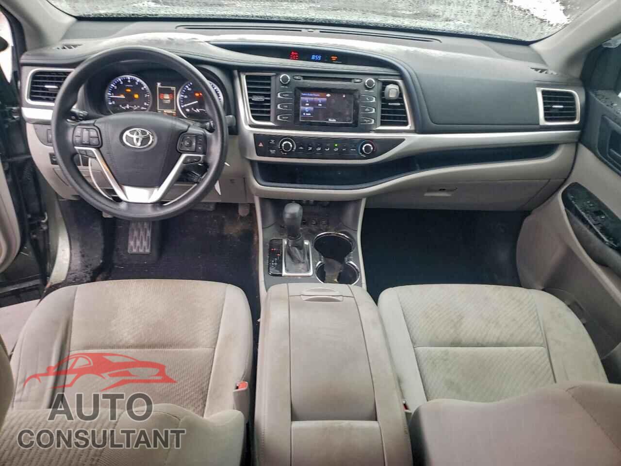 TOYOTA HIGHLANDER 2018 - 5TDBZRFH6JS802258
