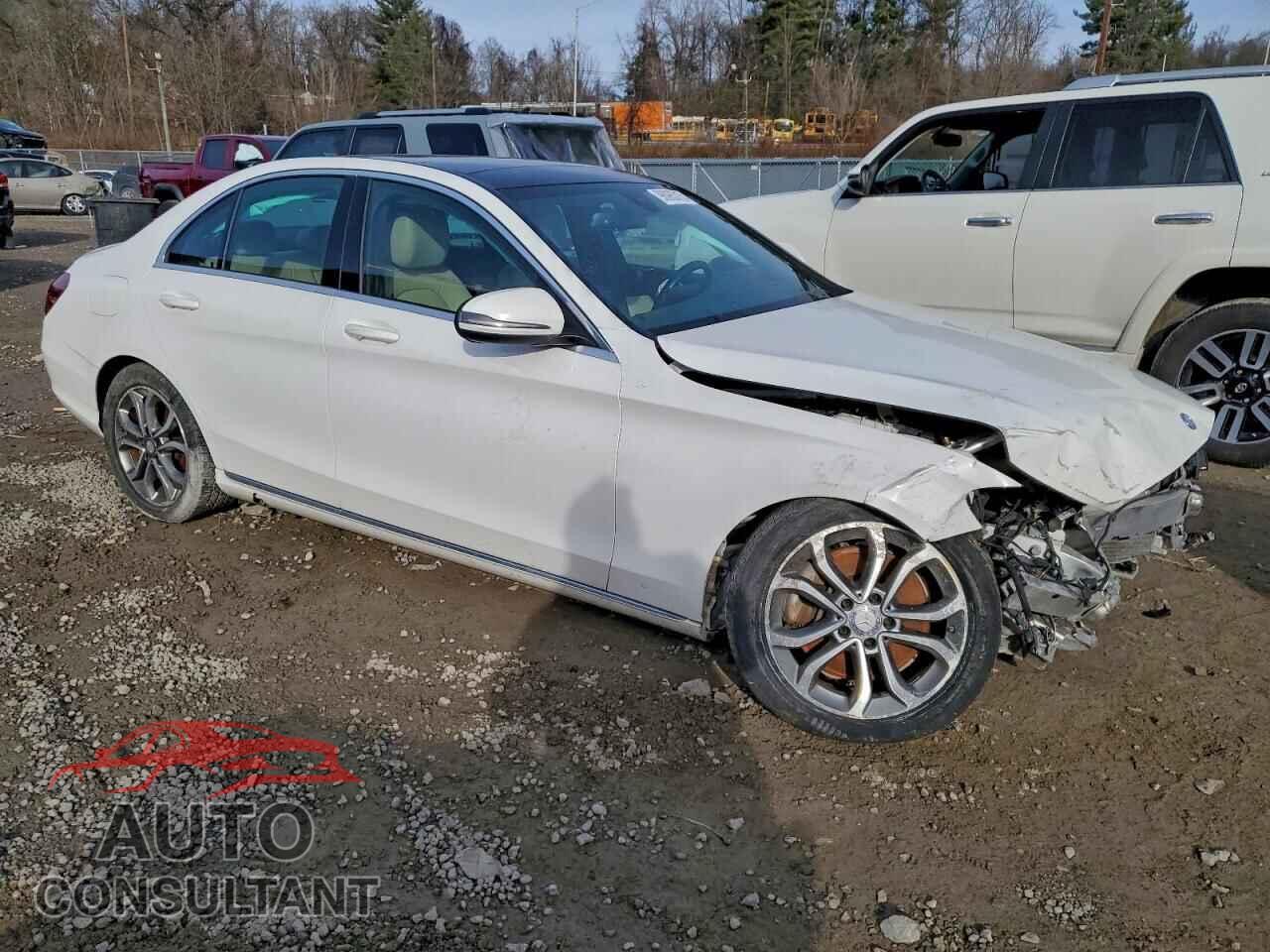 MERCEDES-BENZ C-CLASS 2016 - 55SWF4KB8GU107502