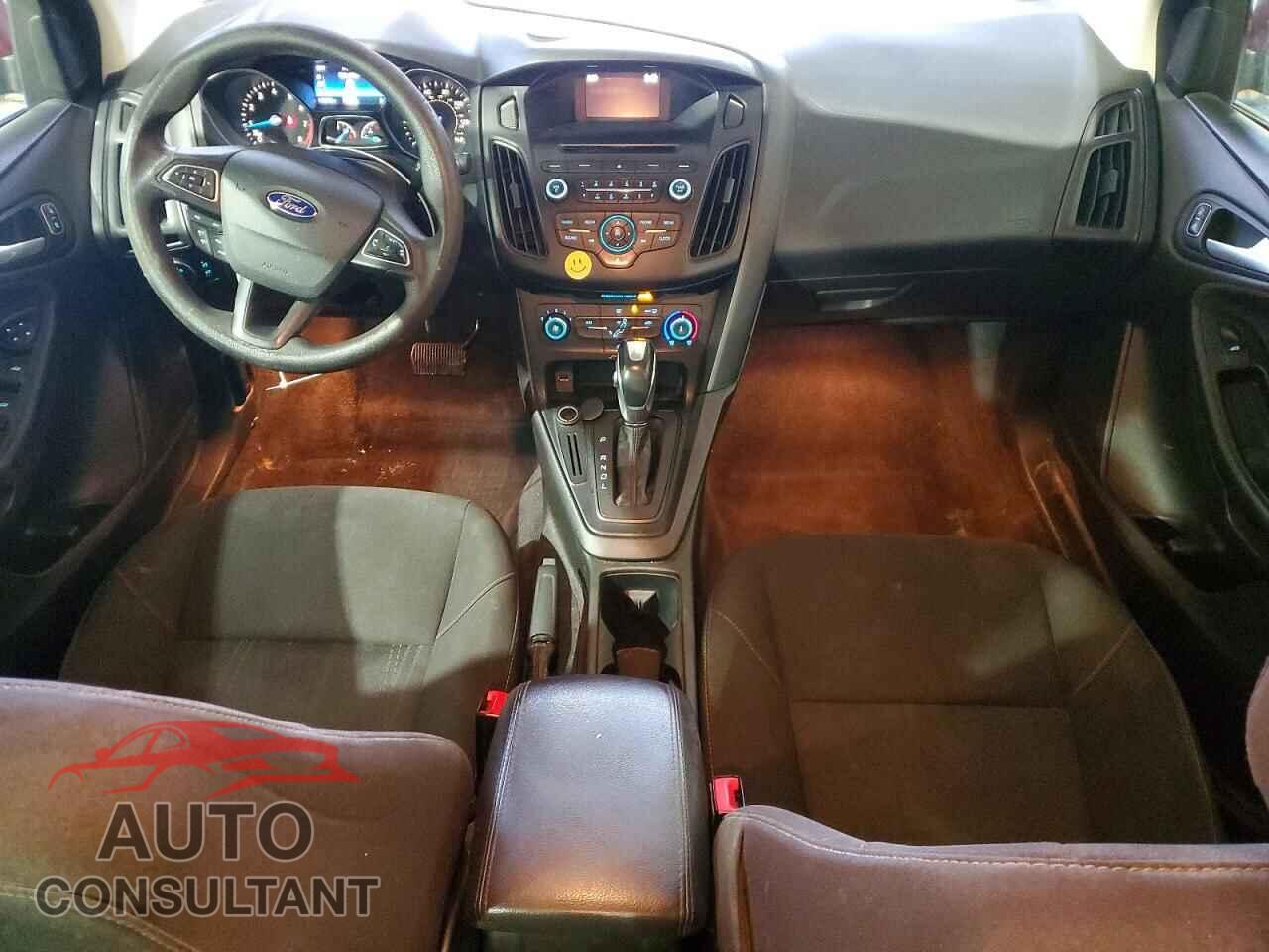 FORD FOCUS 2016 - 1FADP3F26GL266662