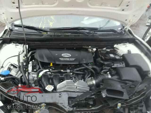 MAZDA 3 2017 - 3MZBN1V77HM104464