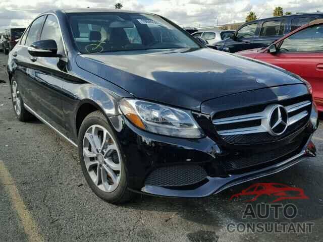 MERCEDES-BENZ C300 2015 - 55SWF4JB0FU046081