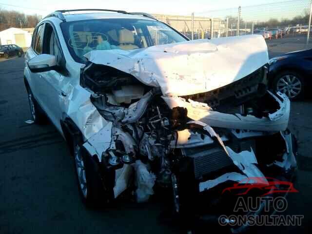 FORD ESCAPE 2015 - 1FMCU9J90FUA02976