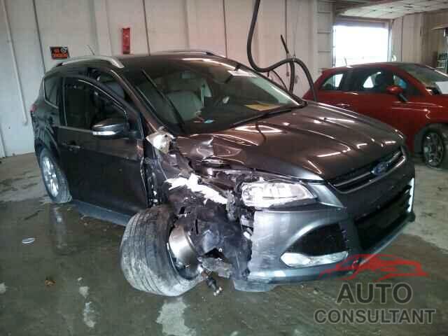FORD ESCAPE 2015 - 1FMCU9J94FUC01075