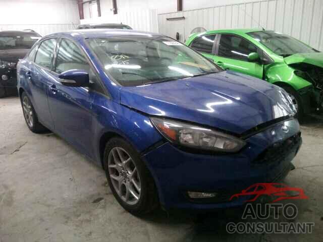 FORD FOCUS 2015 - 1FADP3F23FL363591