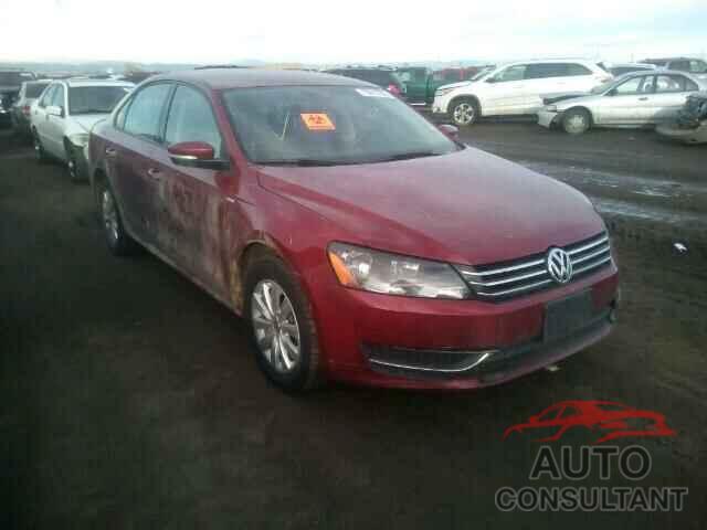 VOLKSWAGEN PASSAT 2015 - 1VWAT7A38FC022006