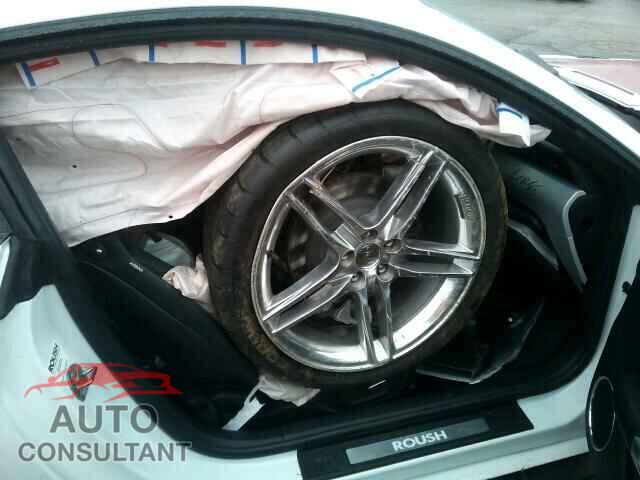 FORD MUSTANG 2015 - 1FA6P8CF0F5415664