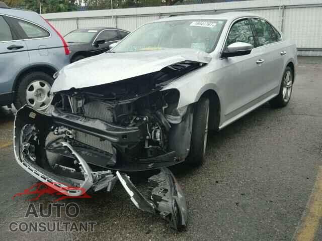 VOLKSWAGEN PASSAT 2015 - 1VWBT7A30FC120080