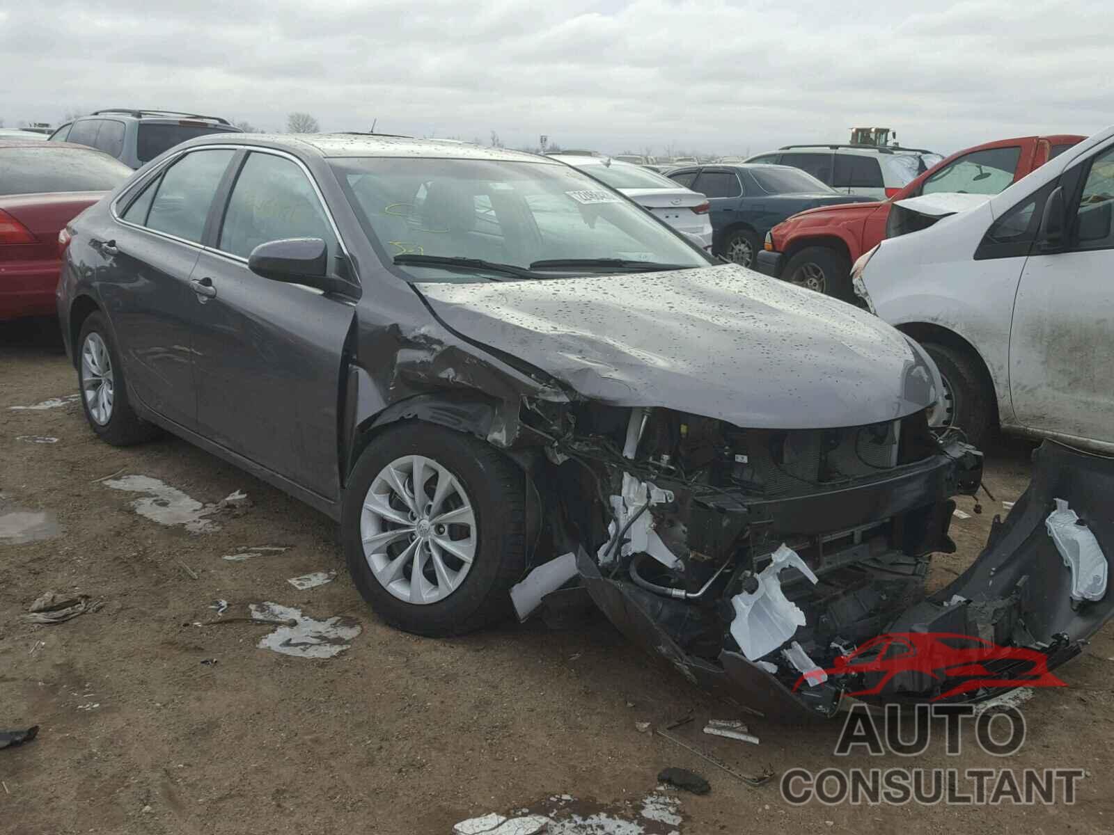 TOYOTA CAMRY 2015 - 4T4BF1FK7FR456103