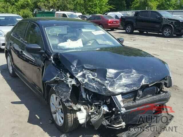 VOLKSWAGEN JETTA 2015 - 3VWD17AJ5FM257186