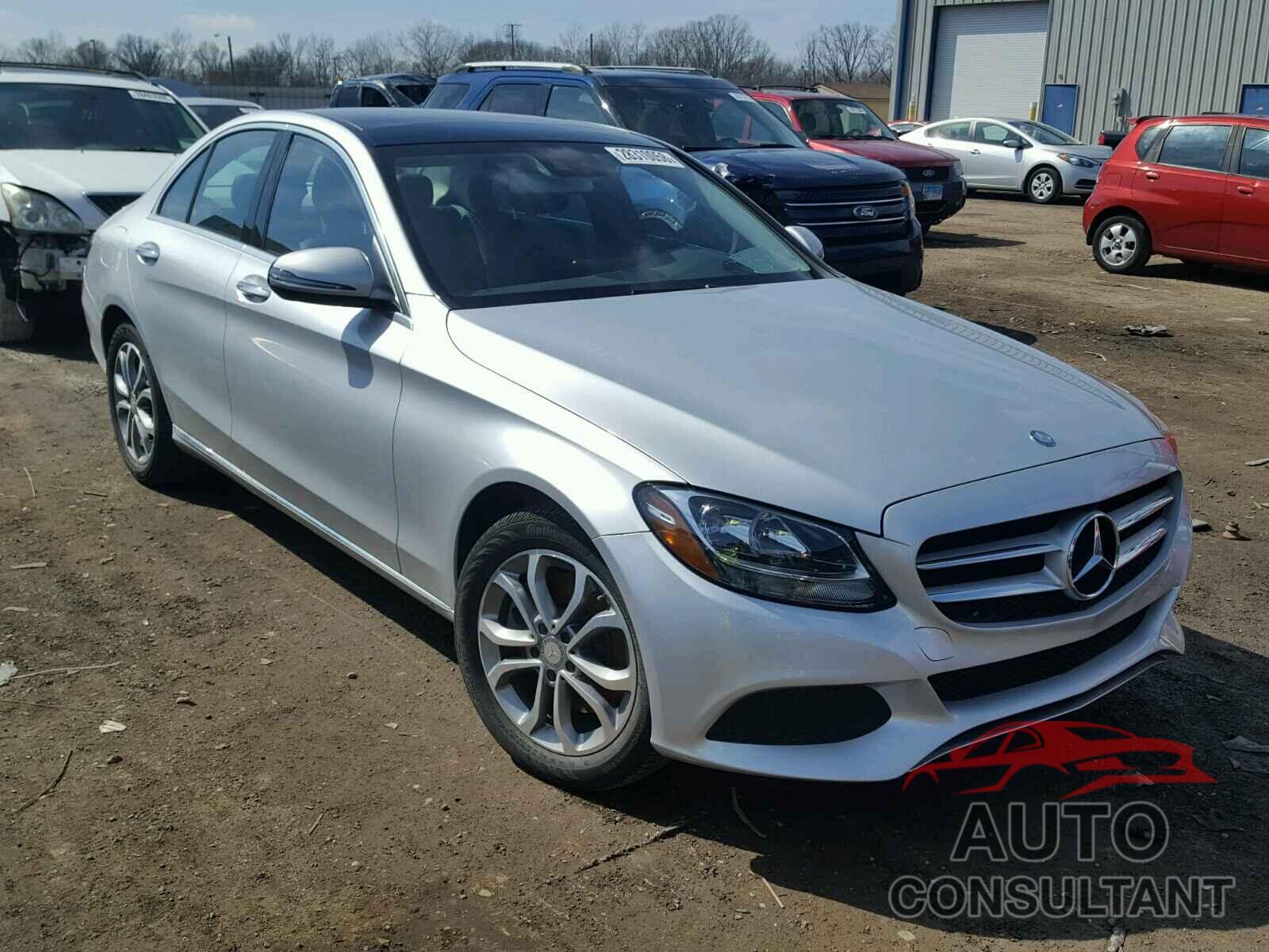 MERCEDES-BENZ C300 2016 - 55SWF4KB8GU135607