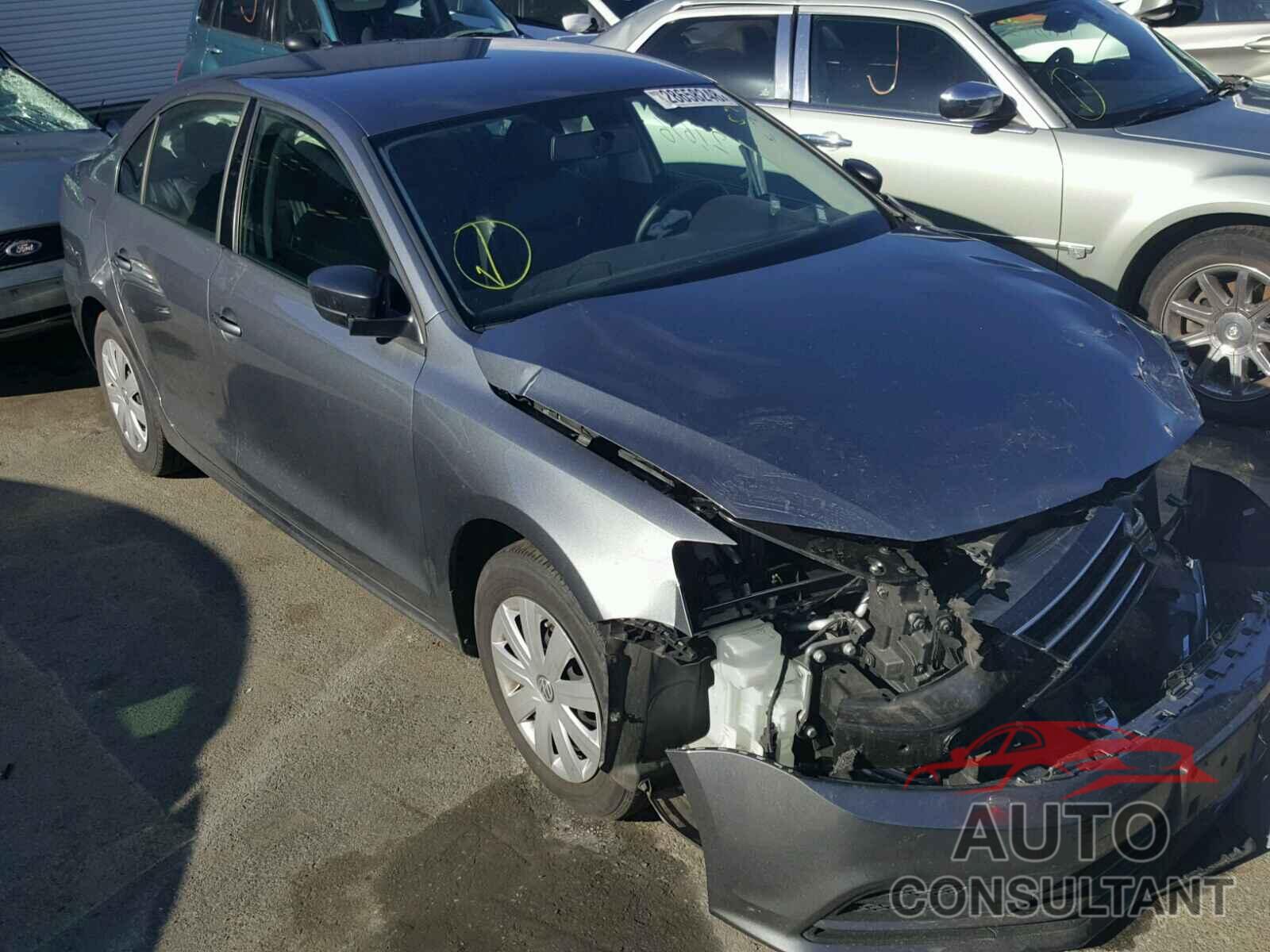 VOLKSWAGEN JETTA 2015 - 3VW1K7AJ4FM307723