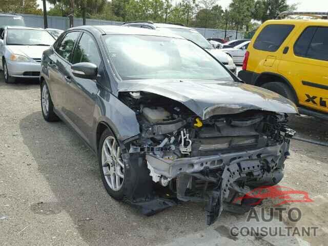 FORD FOCUS 2015 - 1FADP3F21FL264512