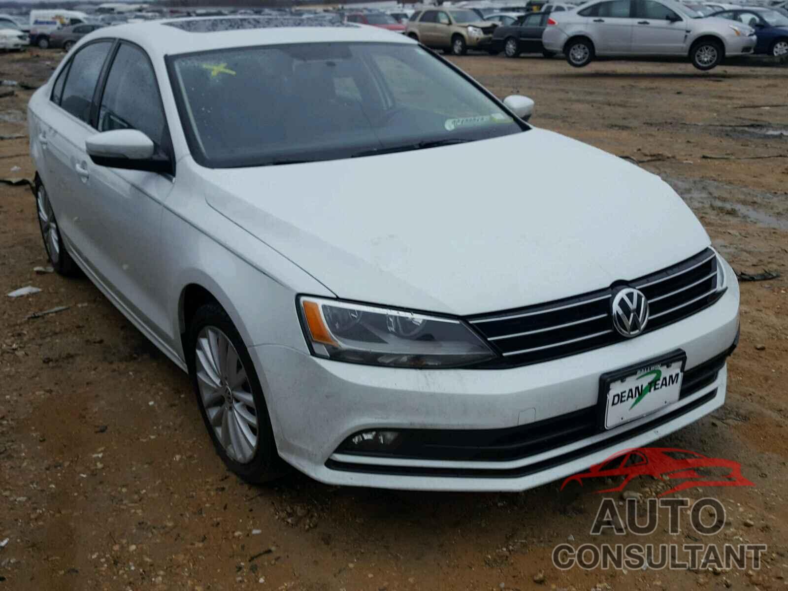 VOLKSWAGEN JETTA 2015 - 3VWD17AJ5FM356347