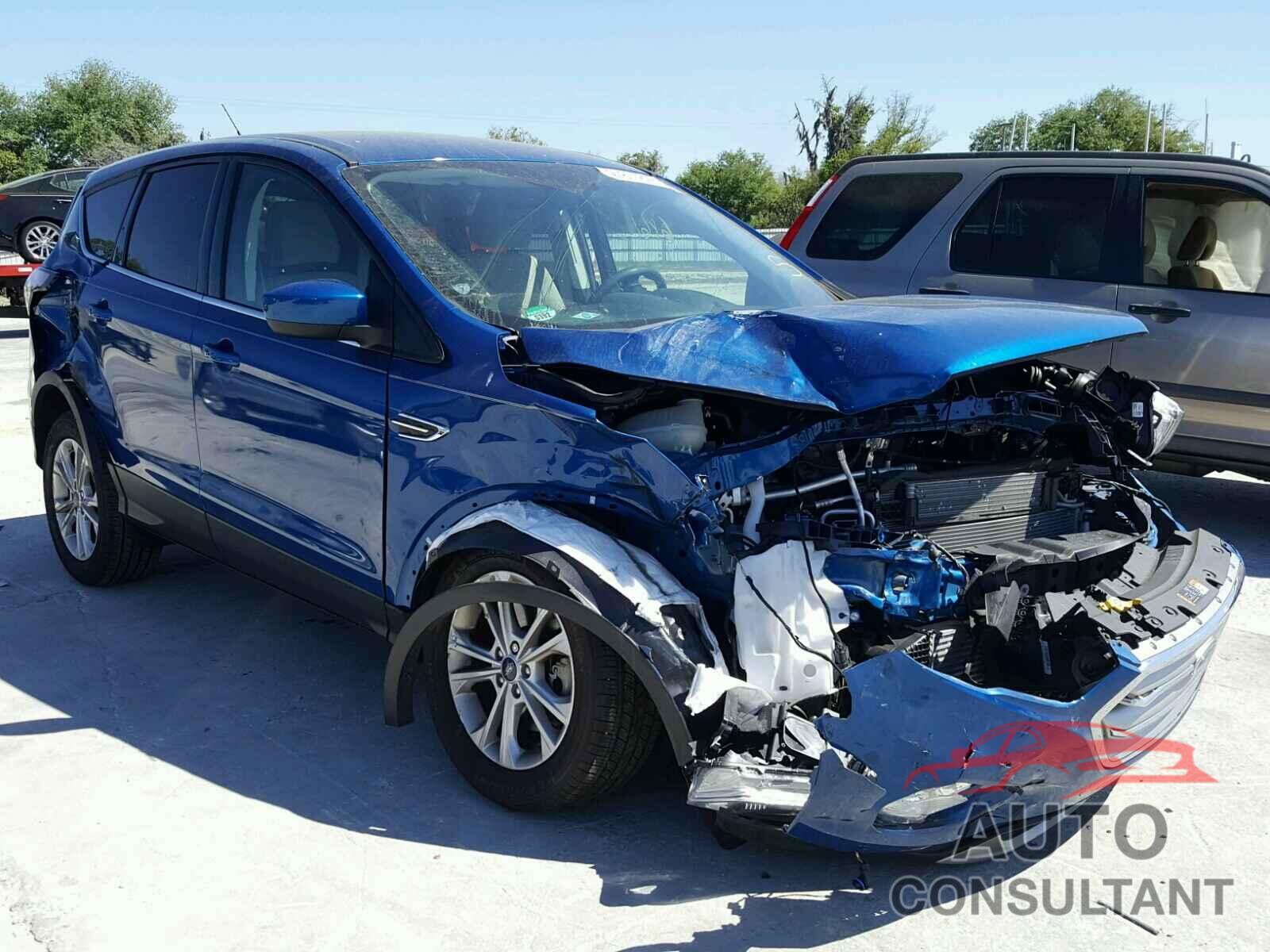FORD ESCAPE 2017 - 1FMCU0G94HUB73980