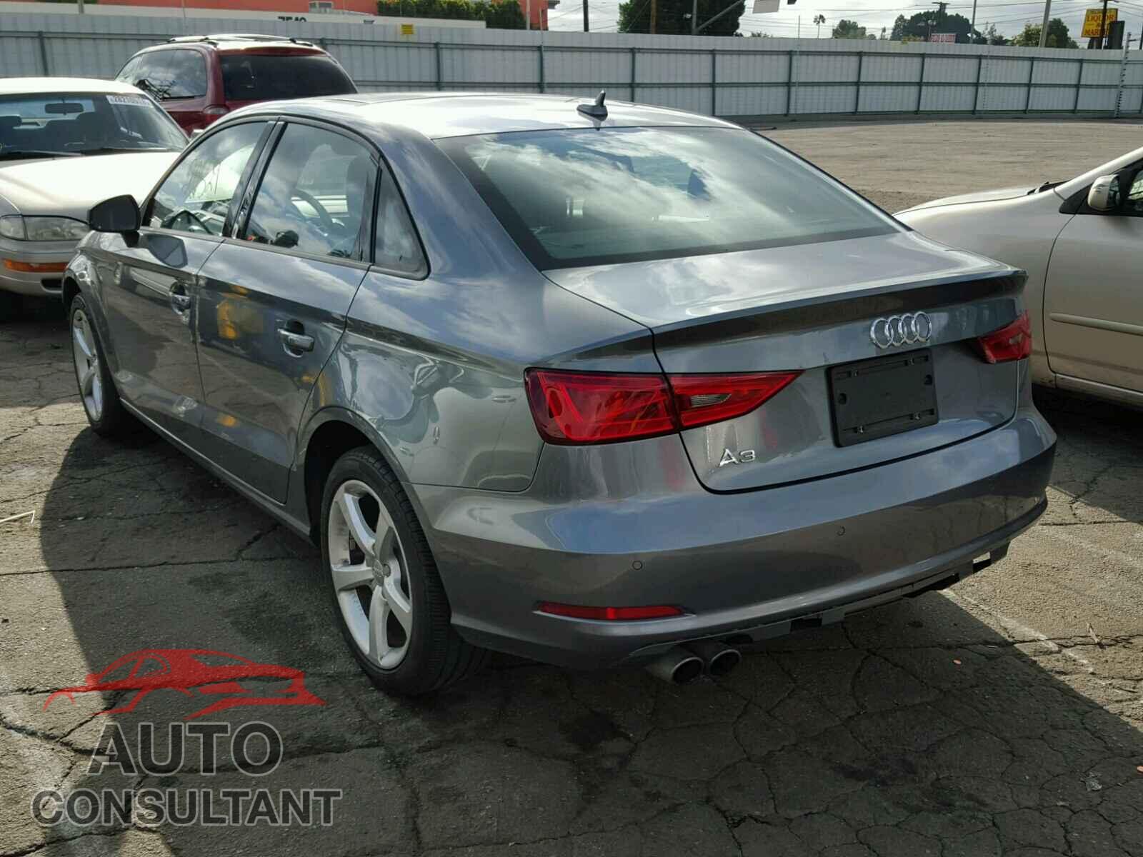 AUDI A3 2016 - WAUA7GFF6G1010831