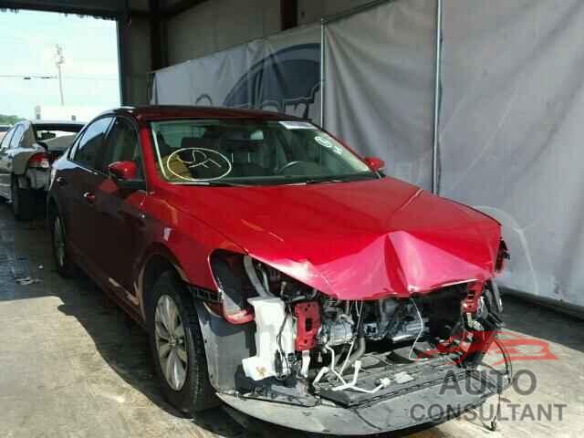 VOLKSWAGEN PASSAT 2015 - 1VWAT7A36FC028984