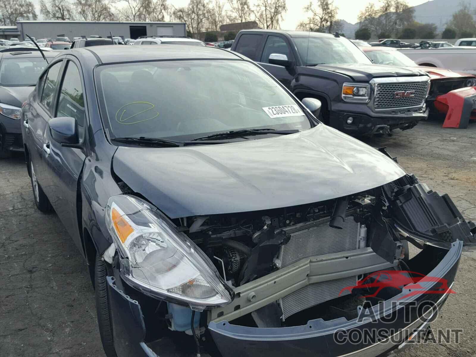 NISSAN VERSA 2017 - 3N1CN7AP4HL885954
