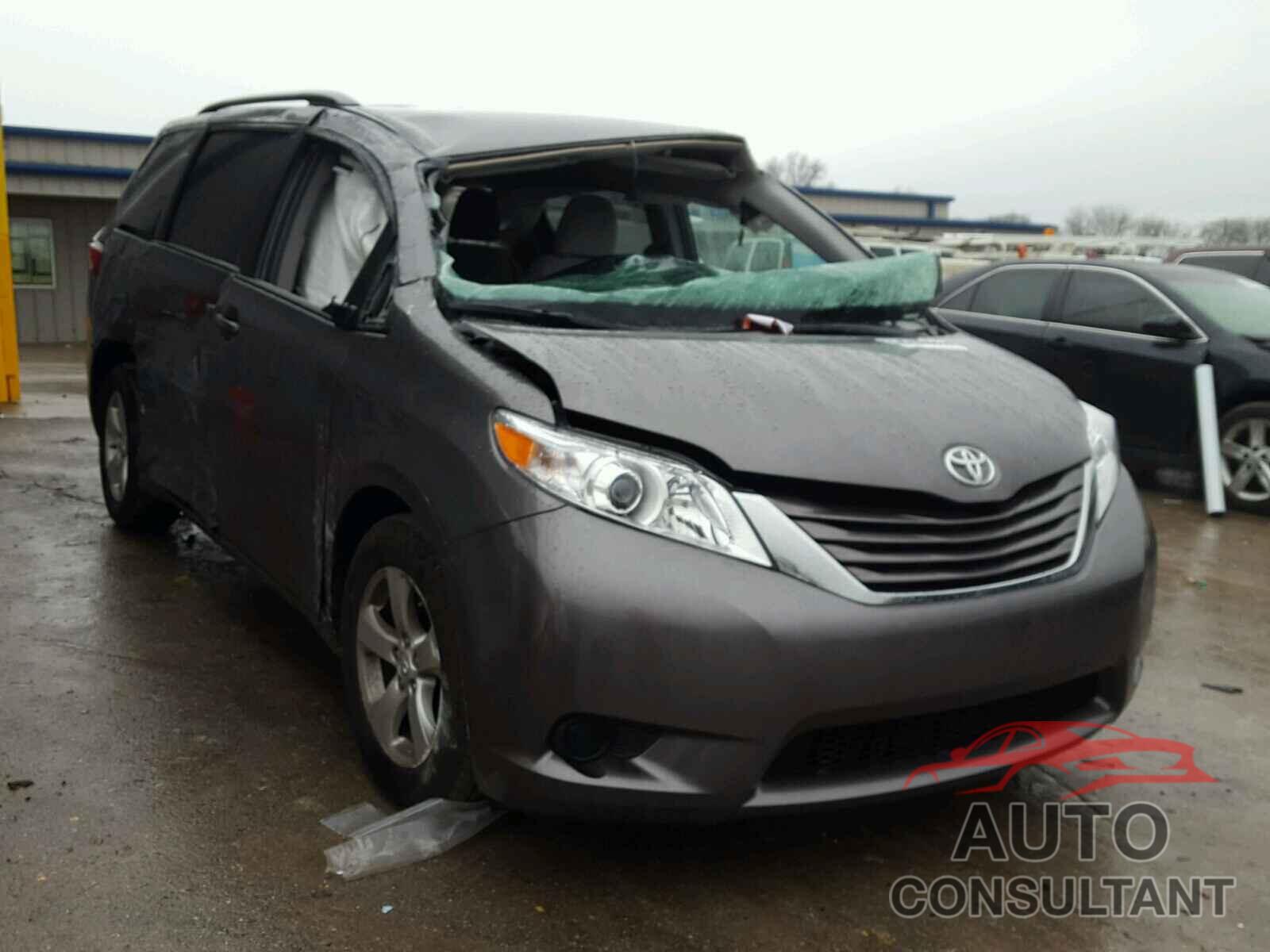 TOYOTA SIENNA 2017 - 5TDKZ3DC8HS832358