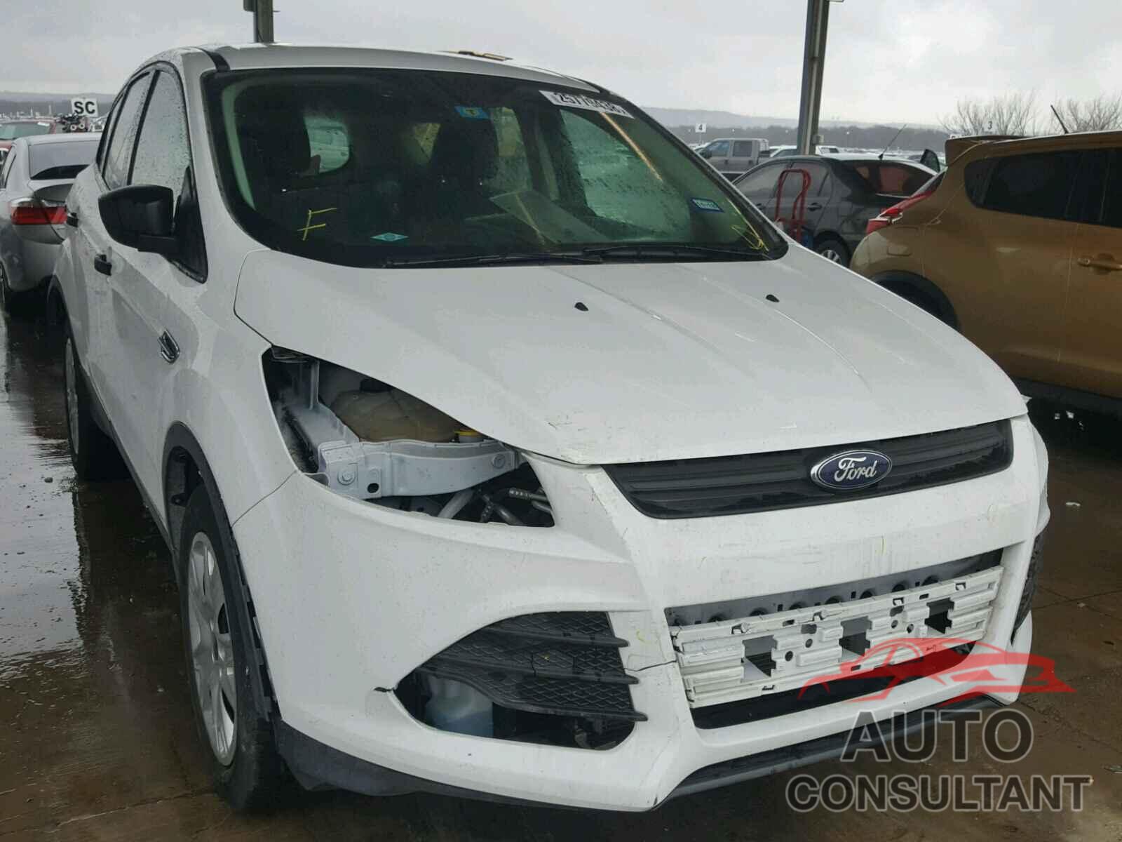 FORD ESCAPE 2015 - 1FMCU0F70FUC61230