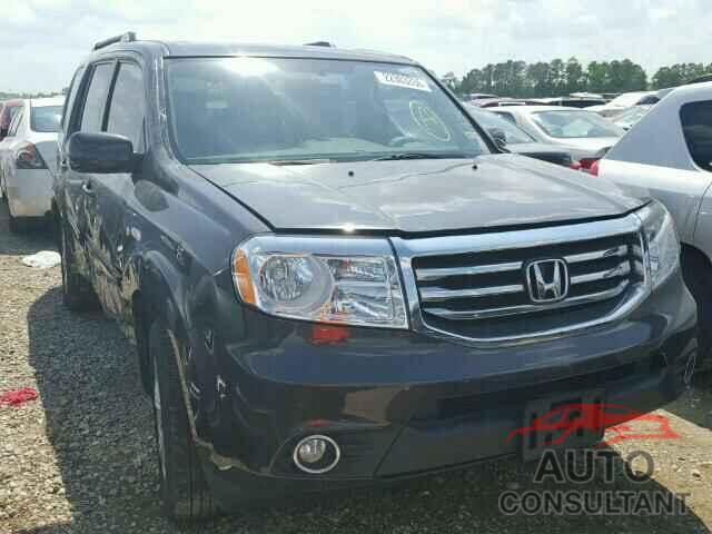 HONDA PILOT 2015 - 5FNYF3H52FB001695