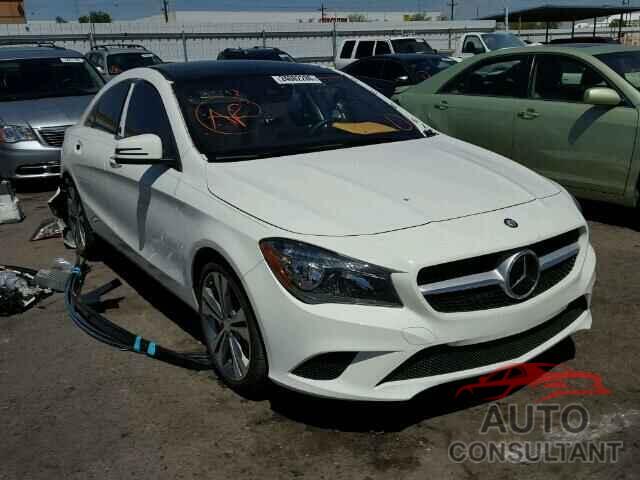 MERCEDES-BENZ CLA 250 2015 - WDDSJ4EB5FN217312