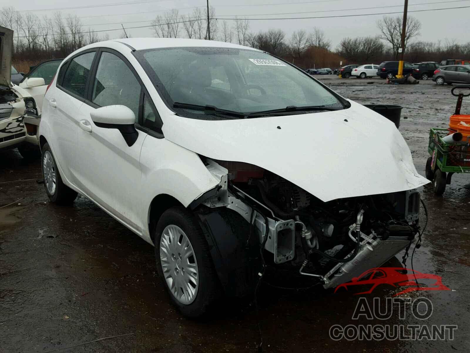 FORD FIESTA 2017 - 3FADP4TJ9HM123433