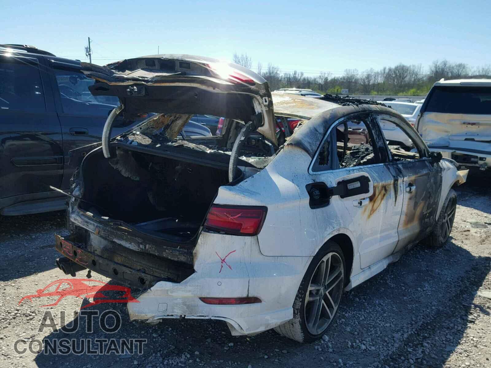 AUDI A3 2017 - WAUGUGFF7H1054874