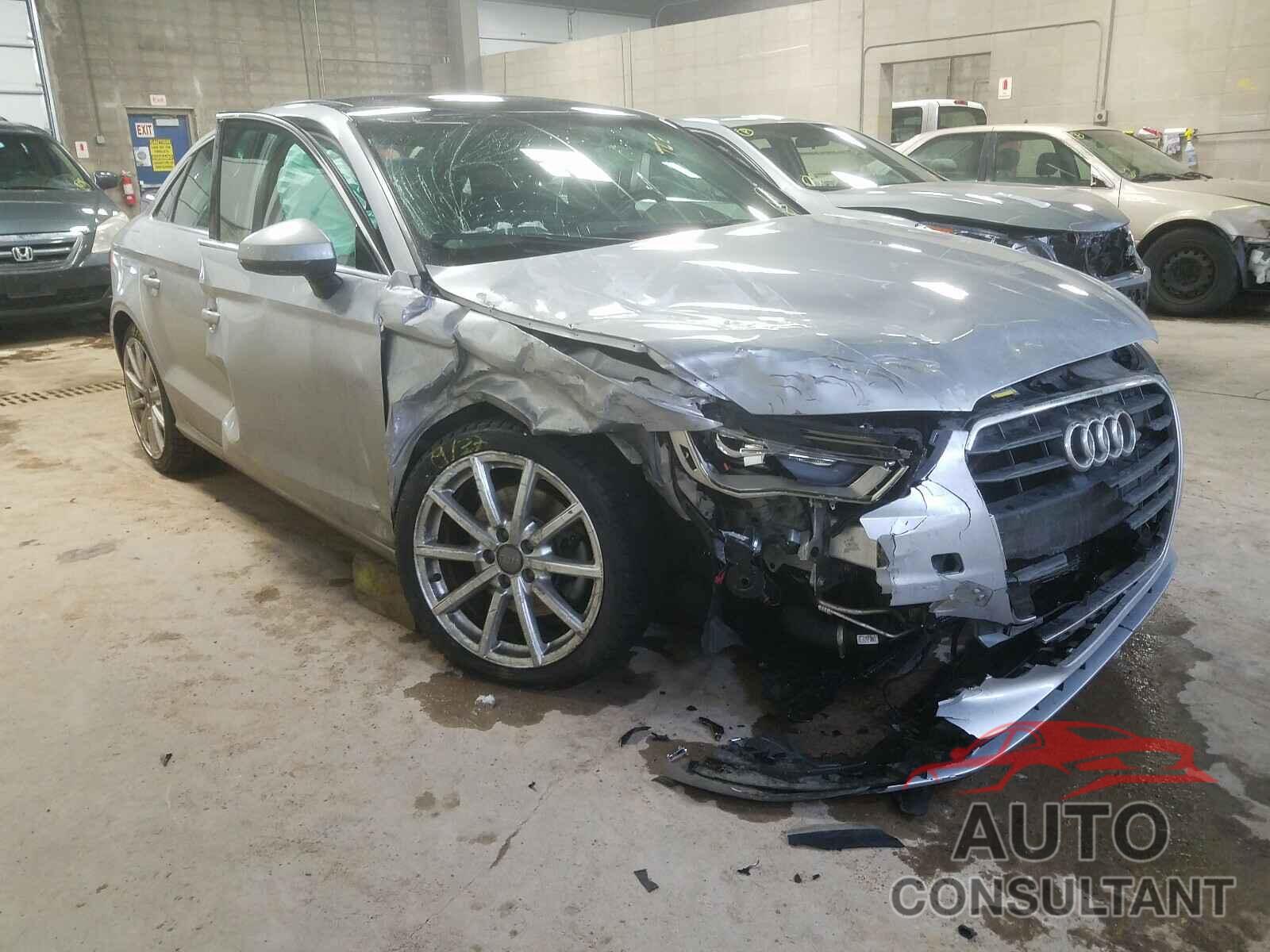 AUDI A3 2015 - WAUEFGFF8F1067194