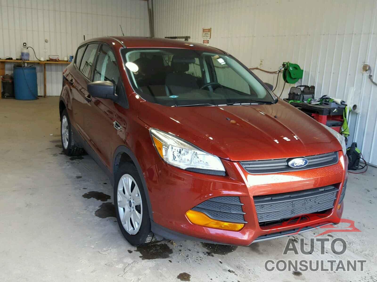 FORD ESCAPE 2016 - 1FMCU0F71GUB90699