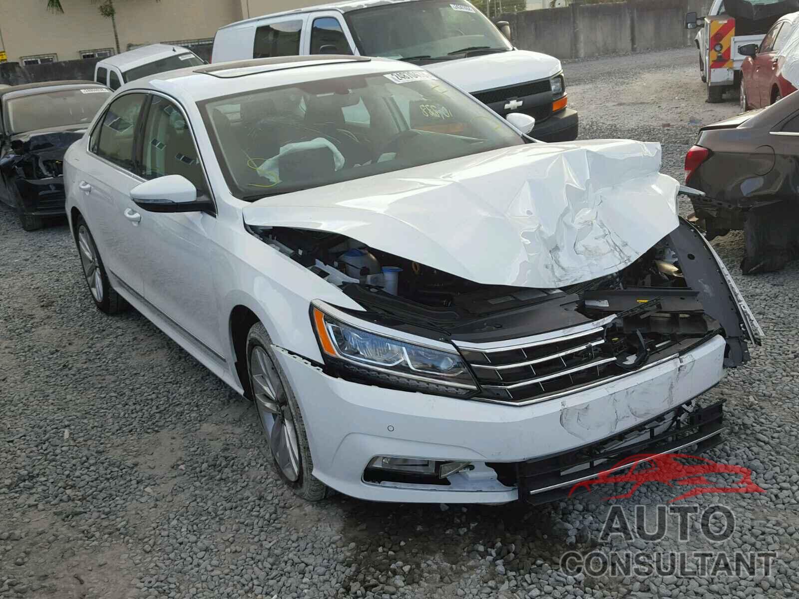 VOLKSWAGEN PASSAT 2017 - 1VWGT7A36HC039254