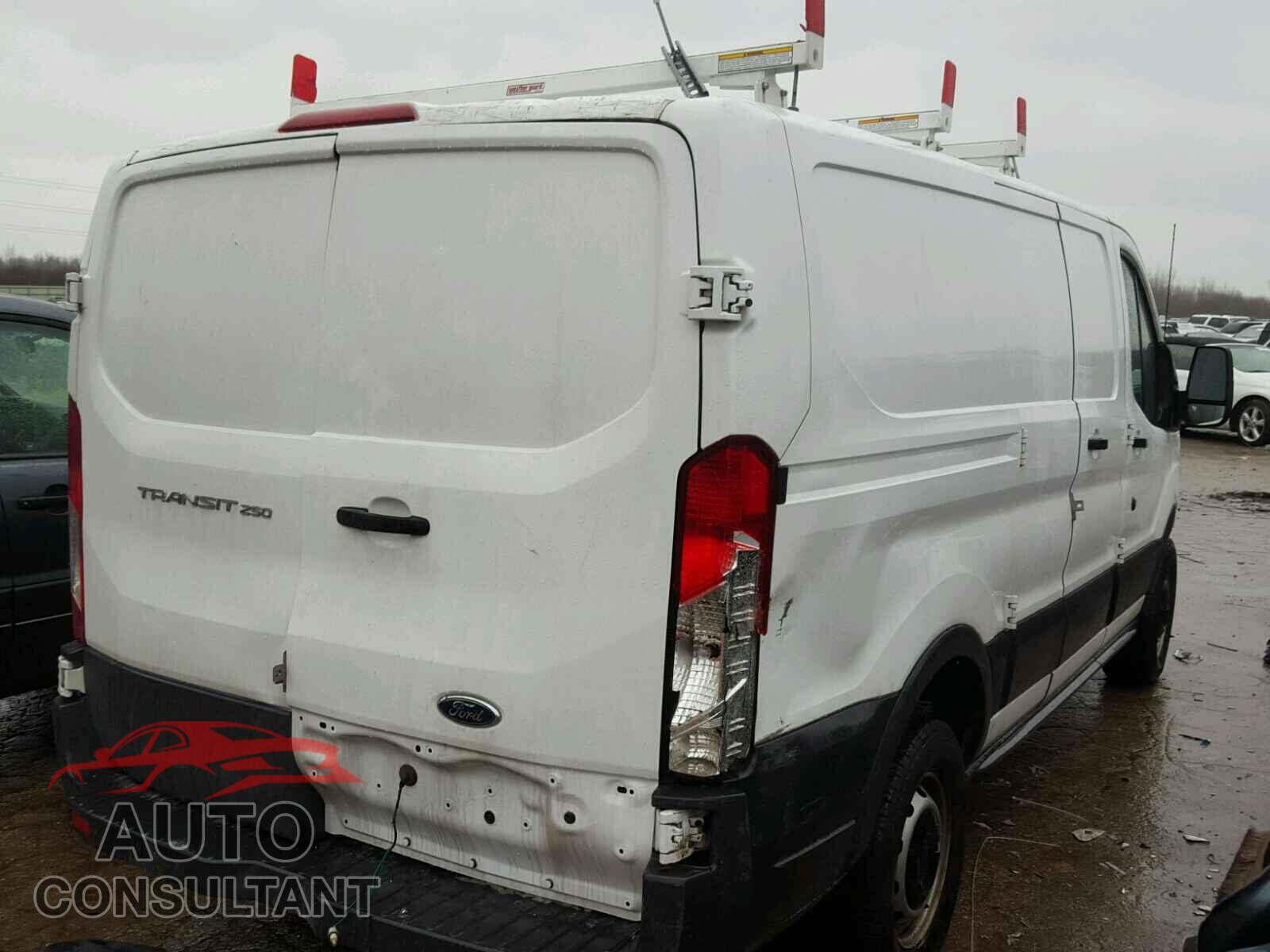 FORD TRANSIT CO 2015 - 1FTNR1ZM9FKA13690