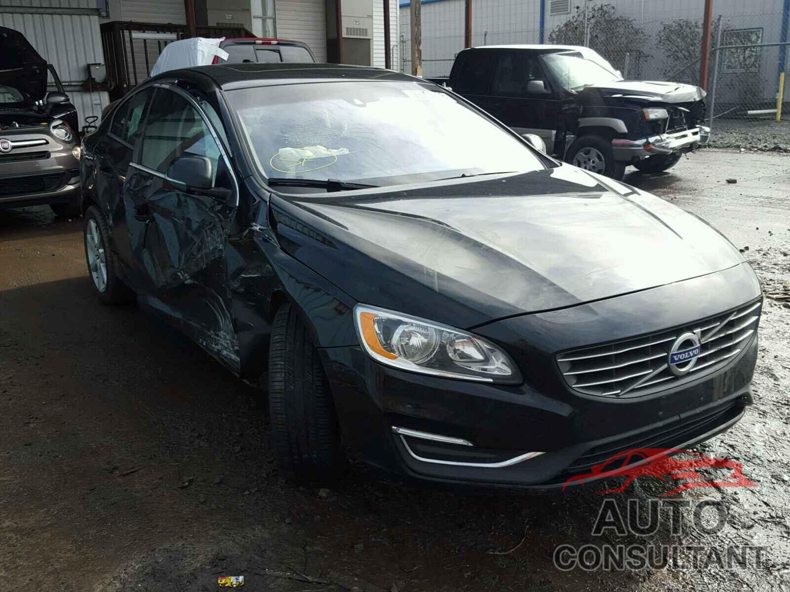 VOLVO S60 2016 - YV1612TK0G2390395