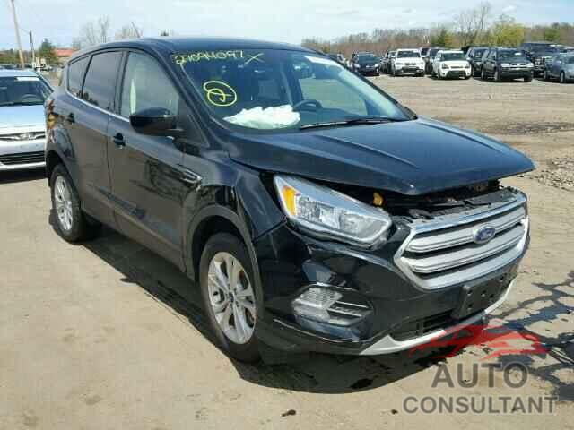 FORD ESCAPE 2017 - 1FMCU9GD2HUC17158