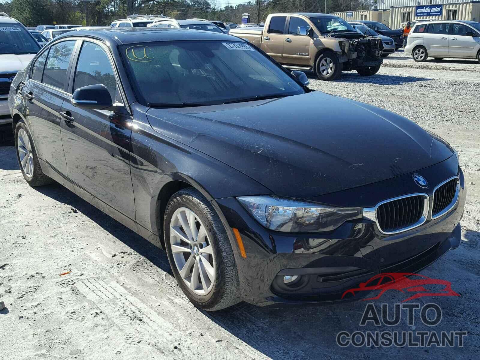 BMW 3 SERIES 2017 - WBA8E1G35HNU16096