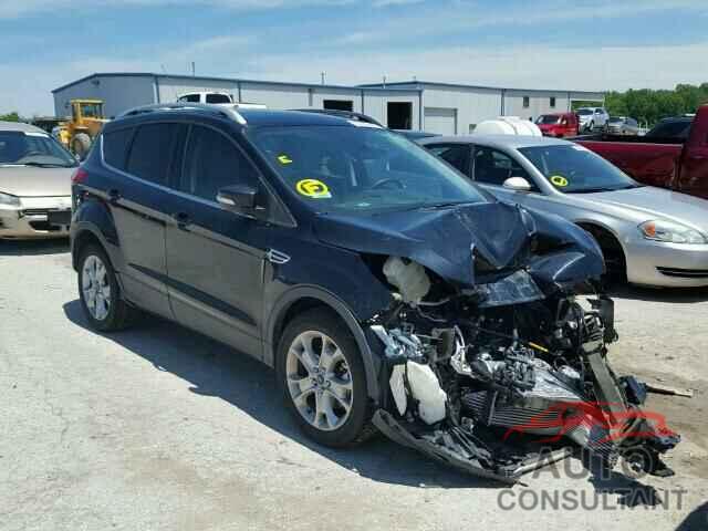 FORD ESCAPE 2016 - 1FMCU0J90GUB97801