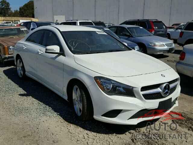 MERCEDES-BENZ CLA 250 2015 - WDDSJ4EB5FN212613