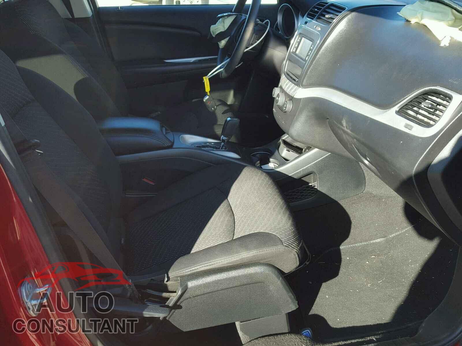 DODGE JOURNEY 2015 - 3C4PDCBB3FT582657