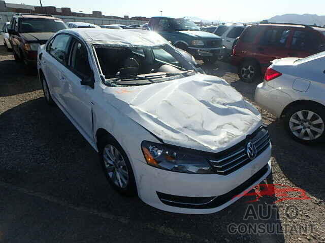 VOLKSWAGEN PASSAT 2015 - 1VWAT7A36FC032338