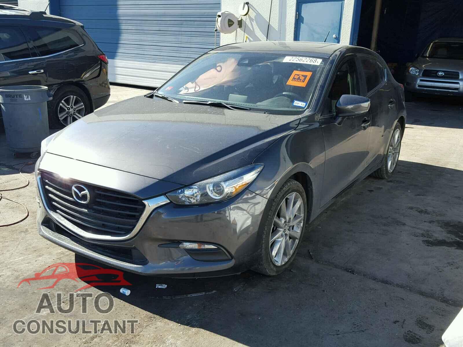 MAZDA 3 2017 - 3MZBN1L39HM156467