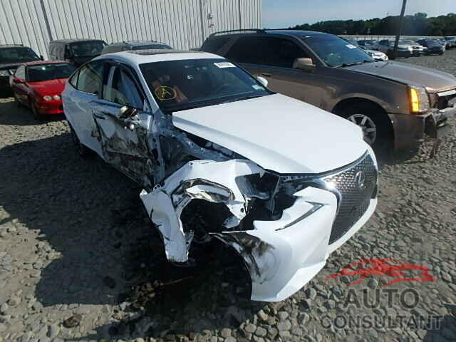 LEXUS IS250 2015 - JTHCF1D24F5017830