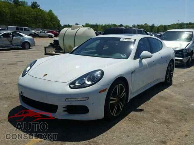 PORSCHE PANAMERA 2015 - WP0AA2A74FL002589