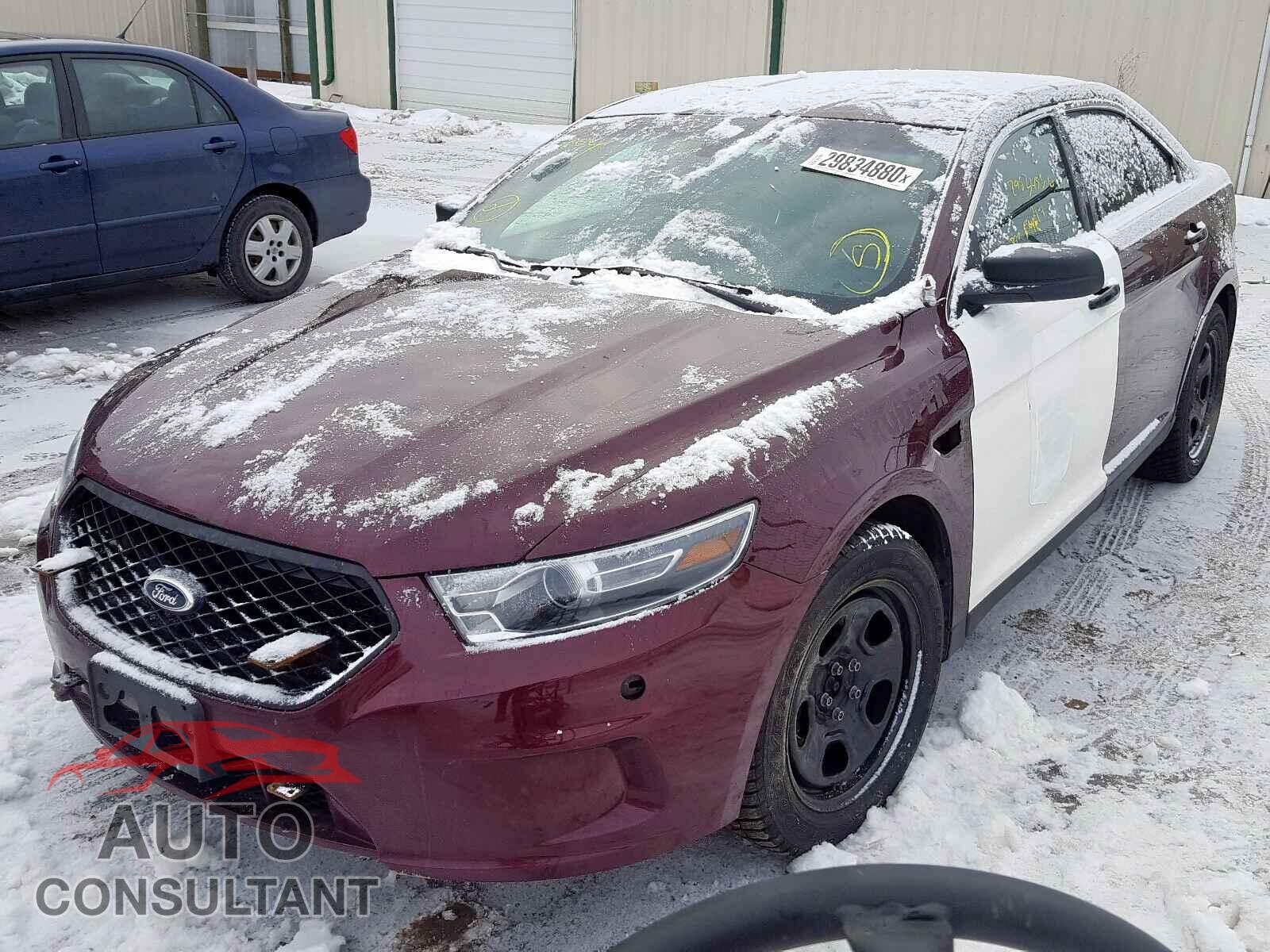 FORD TAURUS 2016 - 3HGGK5H86JM701416