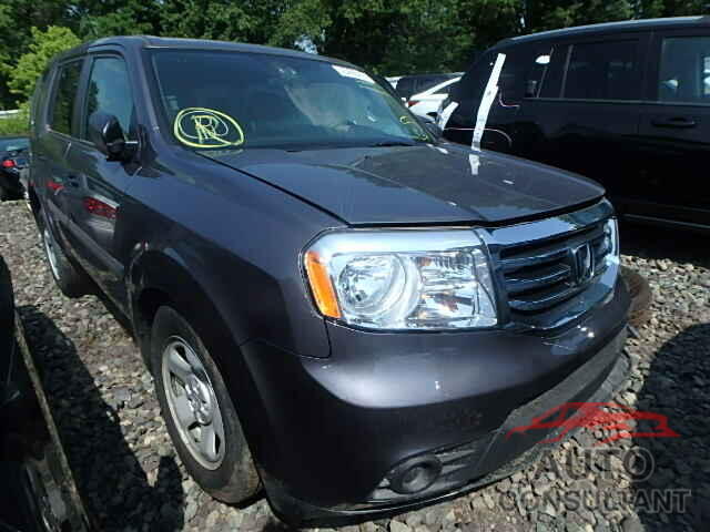 HONDA PILOT 2015 - 5FNYF4H21FB023733