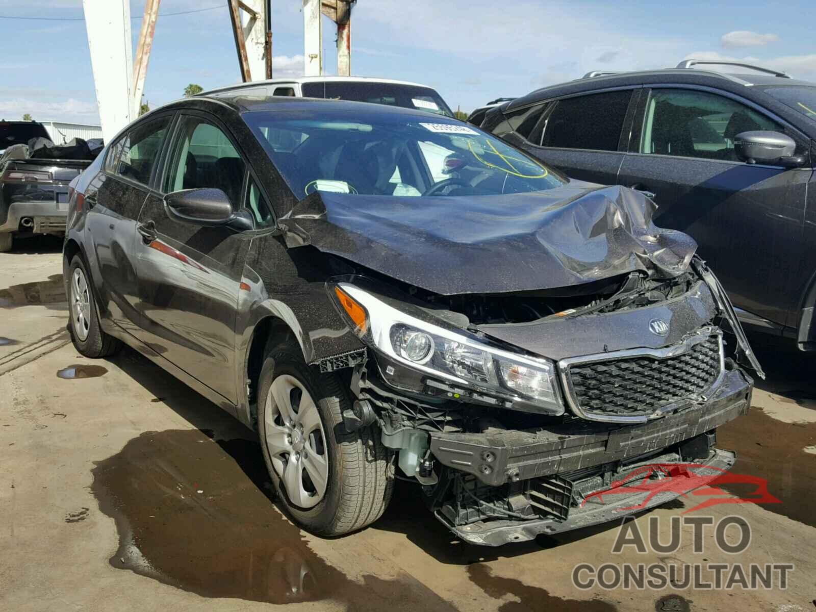 KIA FORTE 2017 - 3KPFK4A79HE010231