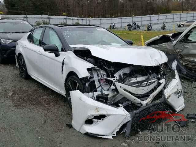 TOYOTA CAMRY 2018 - 4T1BZ1HK9JU011692