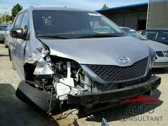 TOYOTA SIENNA 2015 - 5TDXK3DC0FS668787