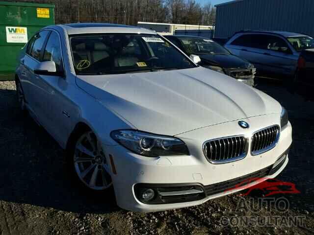 BMW 5 SERIES 2015 - WBA5A5C5XFD522902