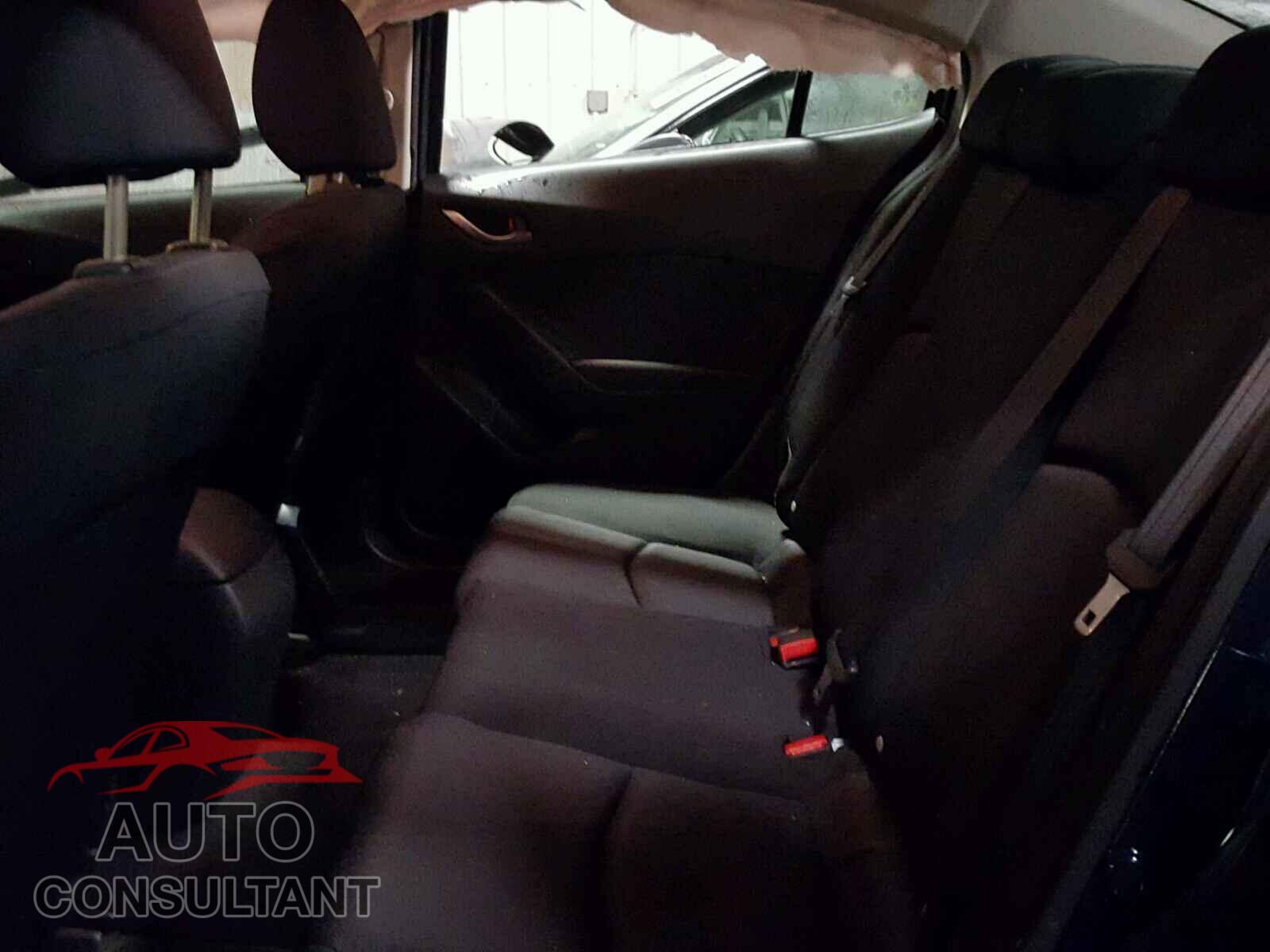 MAZDA 3 2016 - JM1BM1T70G1325960