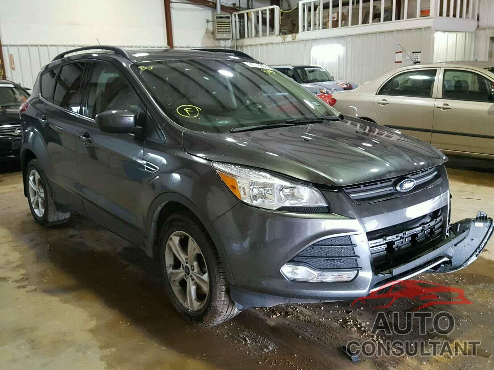 FORD ESCAPE 2015 - 1FMCU9G98FUB98205
